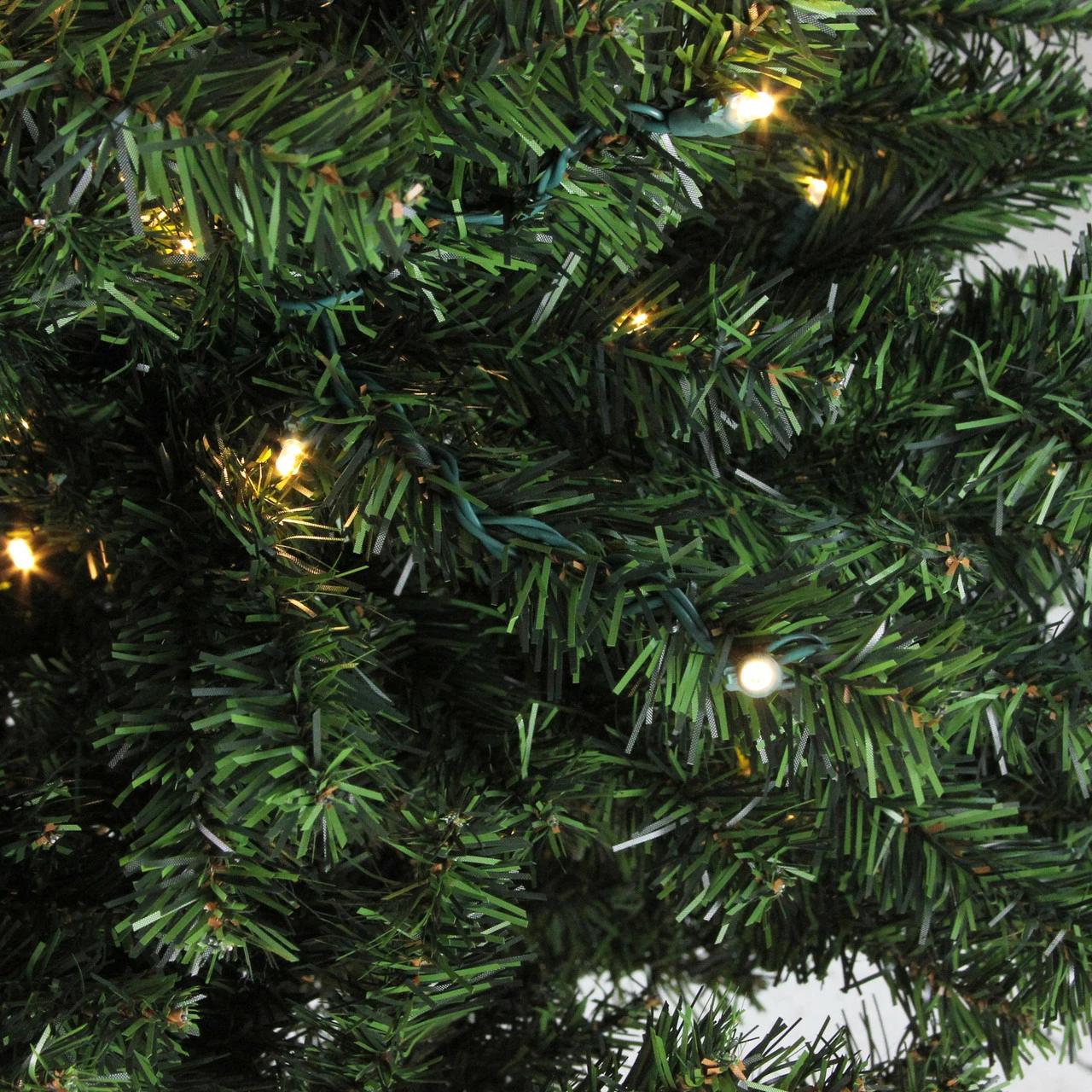 Northlight 5' Pre-Lit LED Medium Canadian Pine Artificial Christmas Tree - Candlelight Lights 4 Northlight 5' Pre-Lit LED Medium Canadian Pine Artificial Christmas Tree - Candlelight Lights - Image 2